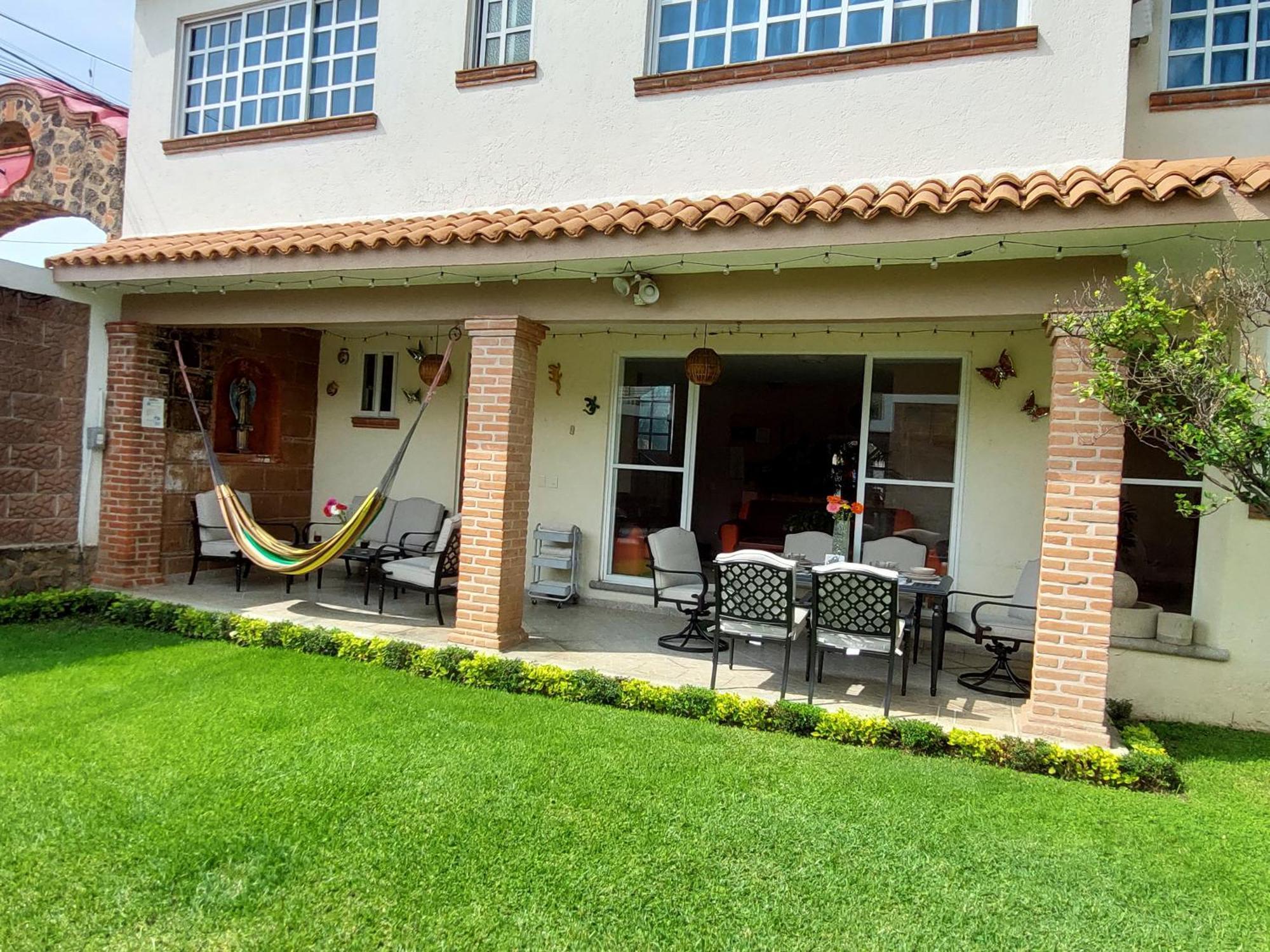 Casa Los Peregrina Куэрнавака Экстерьер фото