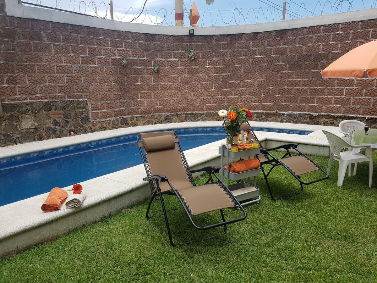 Casa Los Peregrina Куэрнавака Экстерьер фото